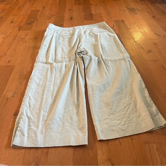 Ann Taylor beige khaki pants, size 18, great condition - Picture 5 of 6